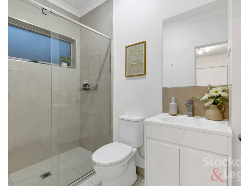 1/4 Valencia Street, Glenroy VIC 3046