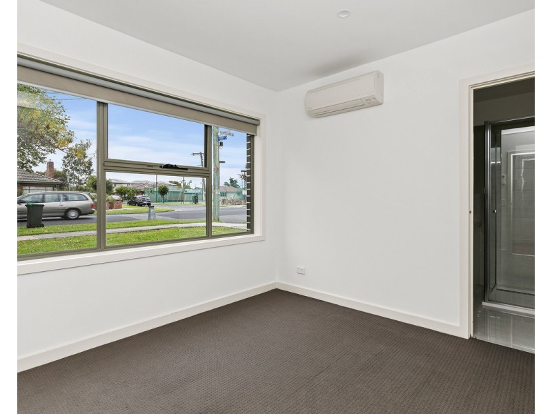 137 Melbourne Avenue, Glenroy VIC 3046