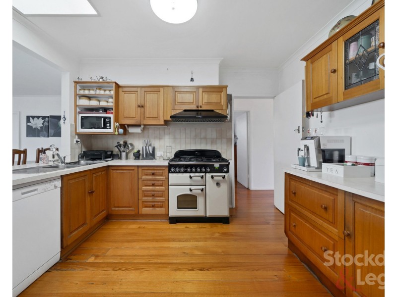 22 Glen Street, Glenroy VIC 3046