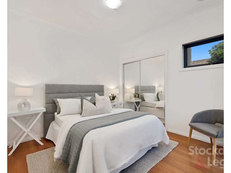 2/10 Churchill Street, Glenroy VIC 3046