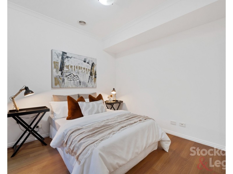 2/10 Churchill Street, Glenroy VIC 3046