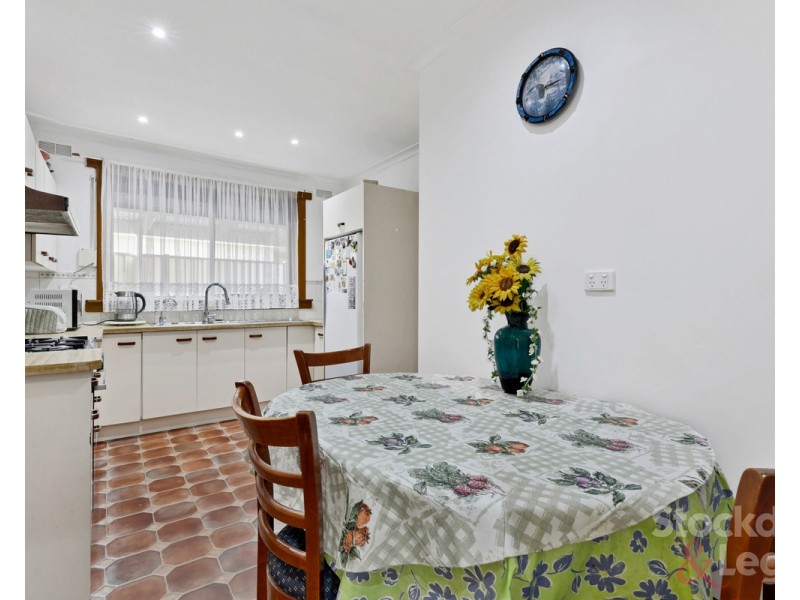 18 Gish Court, Hadfield VIC 3046