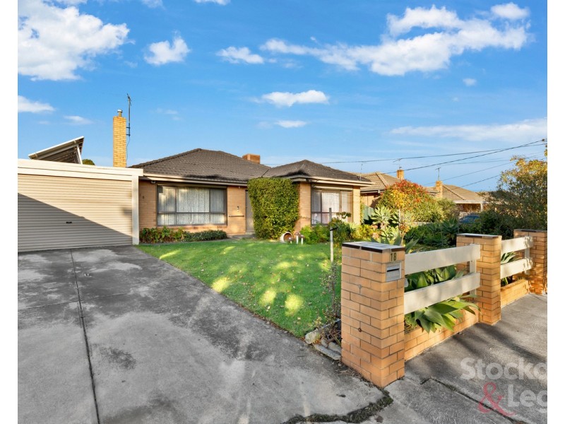 18 Gish Court, Hadfield VIC 3046