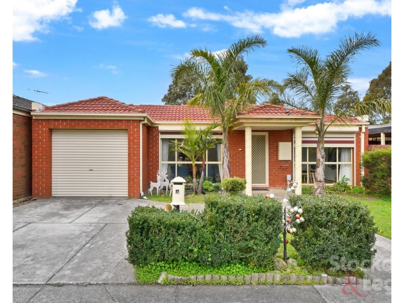 5 Masters Circuit, Roxburgh Park VIC 3064