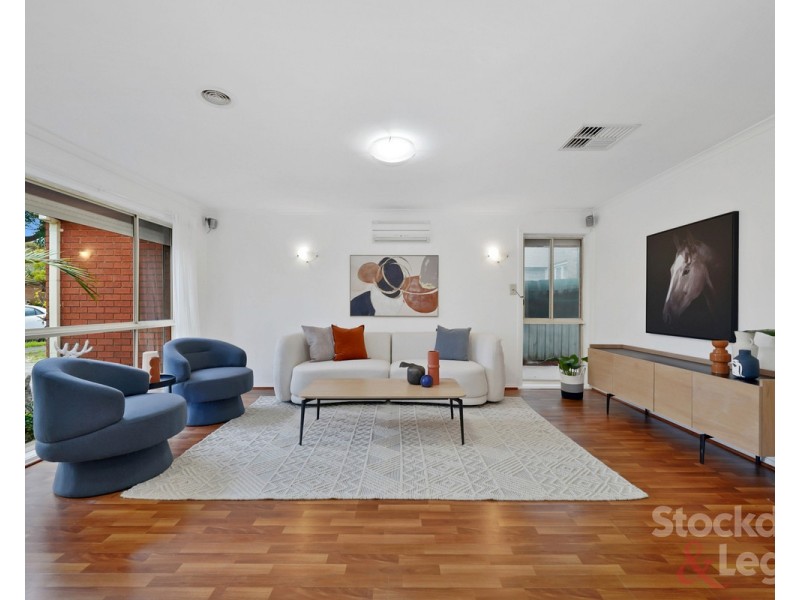 5 Masters Circuit, Roxburgh Park VIC 3064