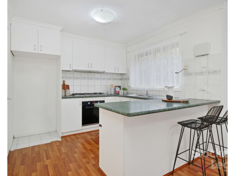 5 Masters Circuit, Roxburgh Park VIC 3064