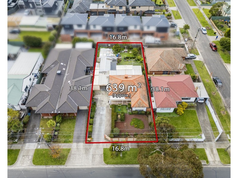 18 William Street, Glenroy VIC 3046