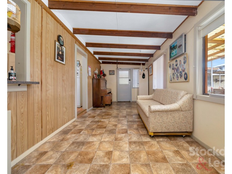 18 William Street, Glenroy VIC 3046