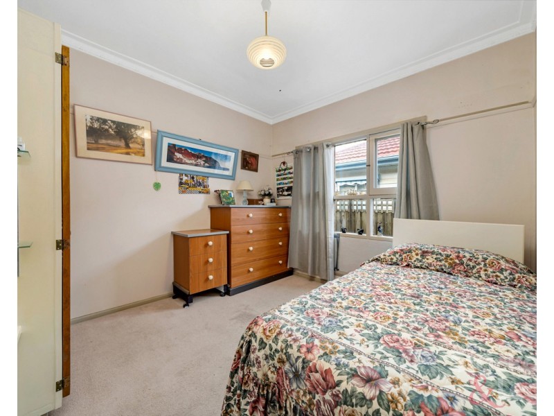 18 William Street, Glenroy VIC 3046