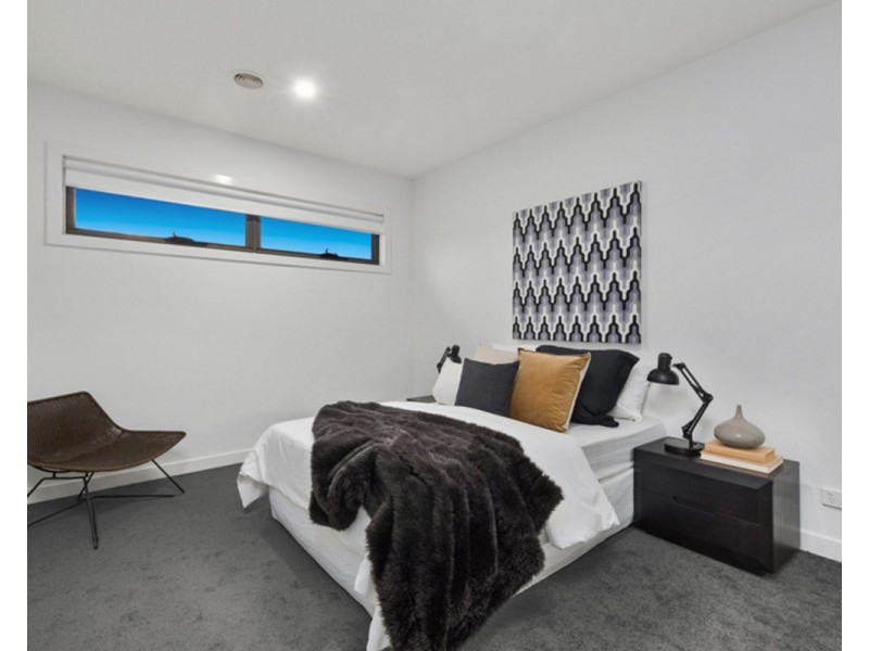 2/1 Cosmos Street, Glenroy VIC 3046