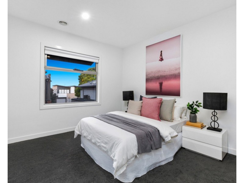 2/1 Cosmos Street, Glenroy VIC 3046