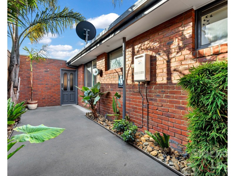 2/4 Apsley Street, Glenroy VIC 3046