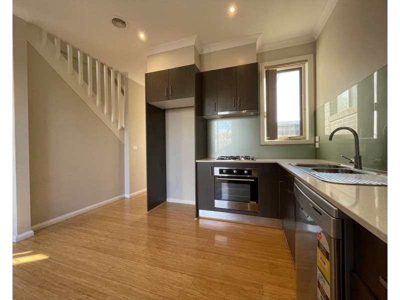 2/58 Hilda Street, Glenroy VIC 3046