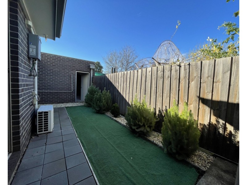 2/58 Hilda Street, Glenroy VIC 3046