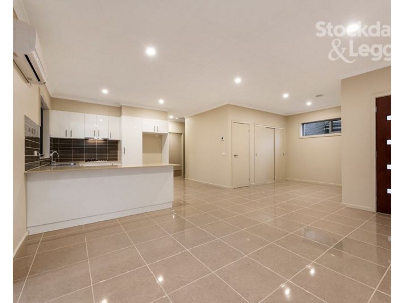 3/9 Isla Avenue, Glenroy VIC 3046