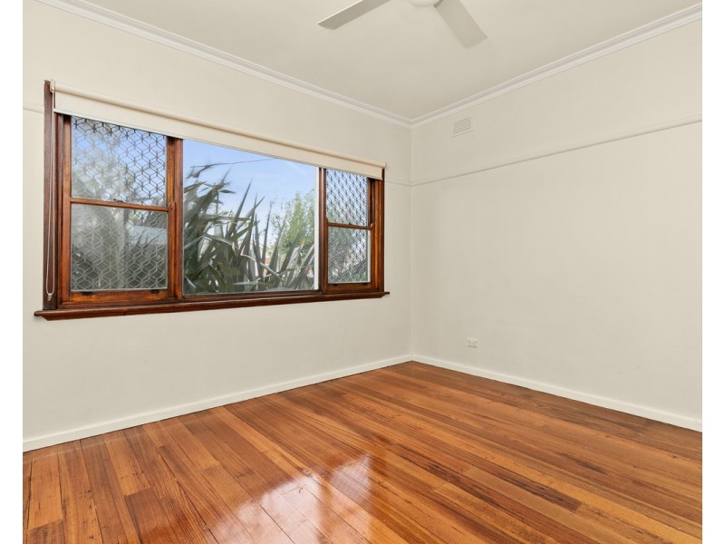 65 Farview Street, Glenroy VIC 3046