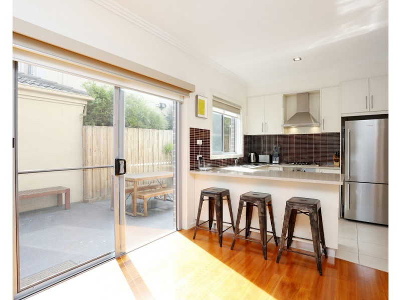 1/56 Winifred Street, Oak Park VIC 3046