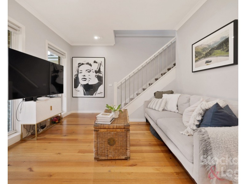 2/170 Hilton Street, Glenroy VIC 3046