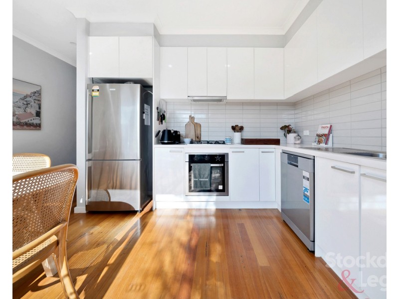 2/170 Hilton Street, Glenroy VIC 3046
