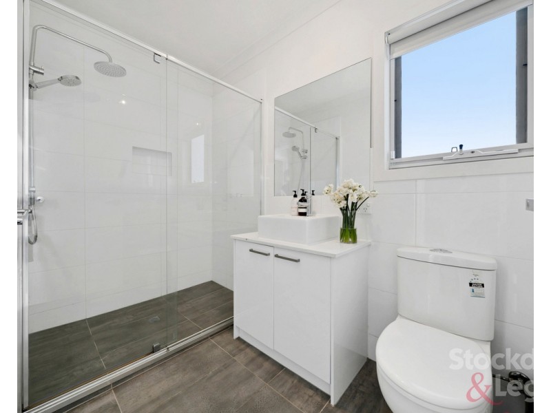 2/170 Hilton Street, Glenroy VIC 3046