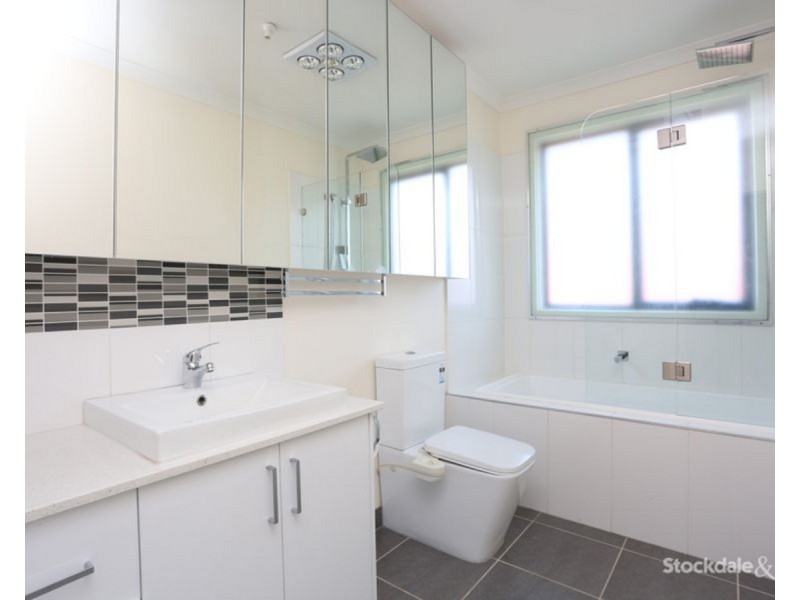 1/260 Hilton Street, Glenroy VIC 3046