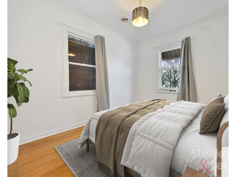 10 Lichfield Avenue, Jacana VIC 3047