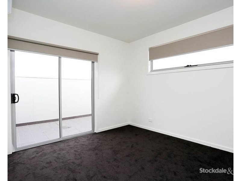 2/41 Anselm Grove, Glenroy VIC 3046