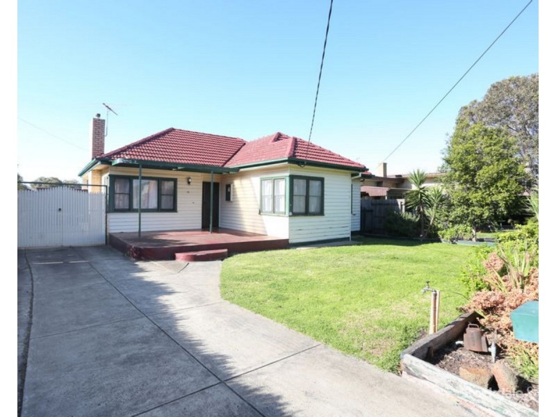 18 Maude Avenue, Glenroy VIC 3046