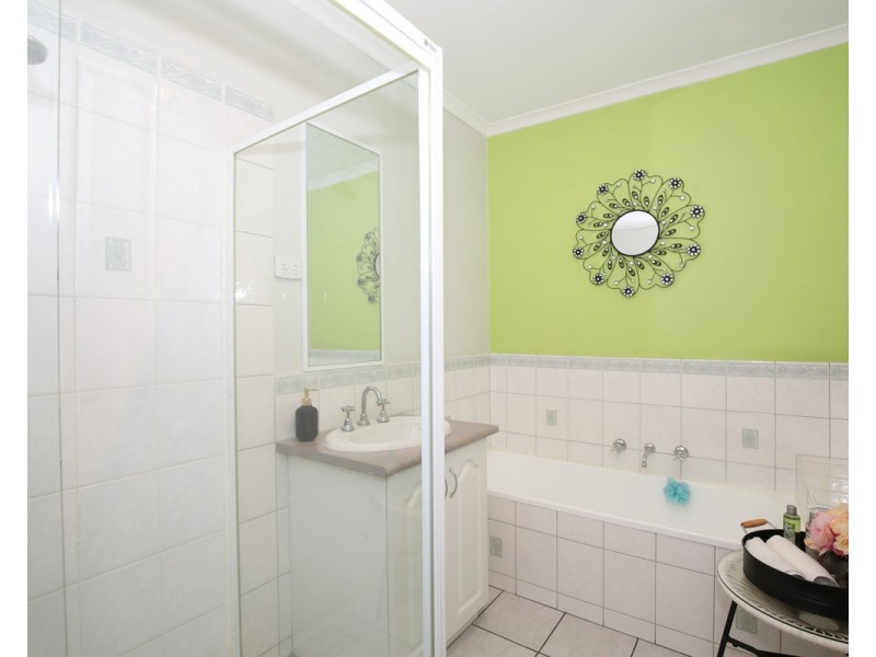 16 Karin Crescent, Glenroy VIC 3046