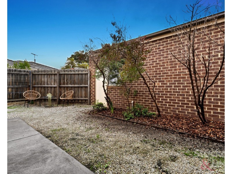 2/44 Gladstone Parade, Glenroy VIC 3046