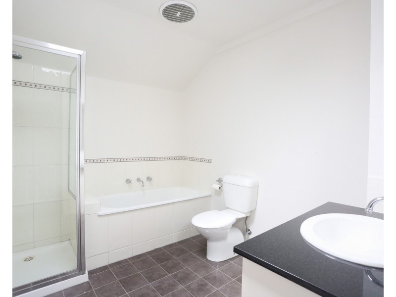 41 Watt Avenue, Oak Park VIC 3046