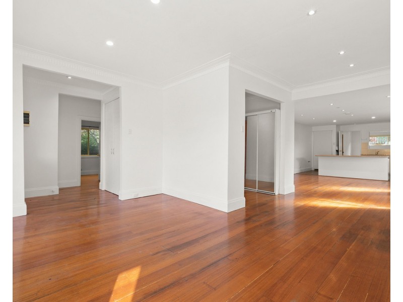 411 Pascoe Vale Road, Strathmore VIC 3041