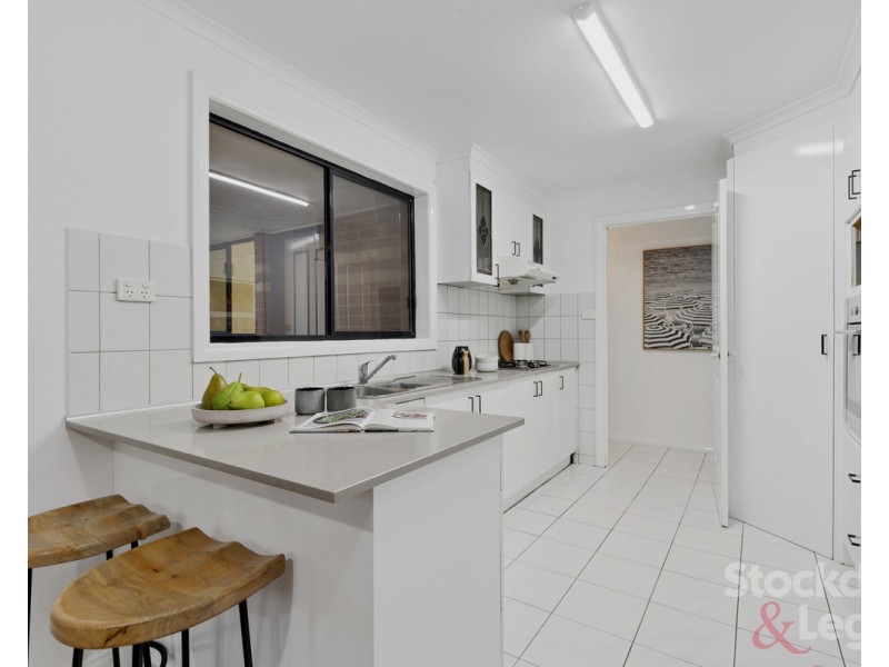 2/352 Waterloo Road, Glenroy VIC 3046