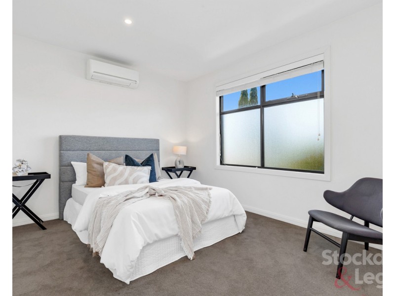 2/9 Hubert Avenue, Glenroy VIC 3046