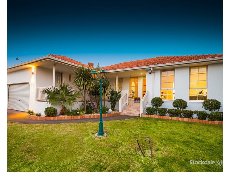 17 Lancaster Court, Greenvale VIC 3059