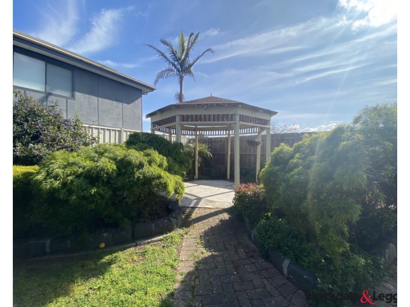 17 Lancaster Court, Greenvale VIC 3059