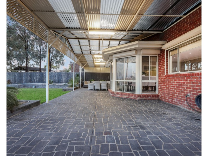 31 Dorset Drive, Greenvale VIC 3059