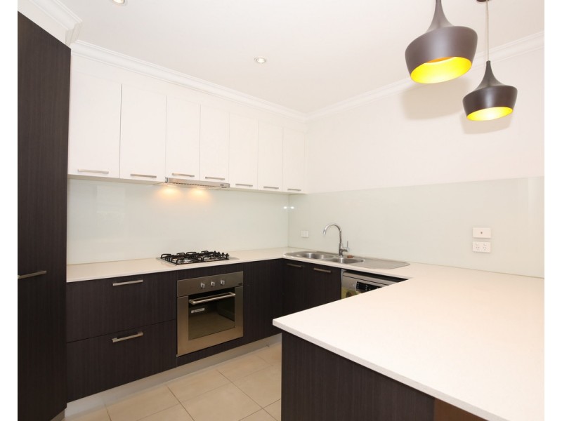 12 Forbes Grove, Oak Park VIC 3046