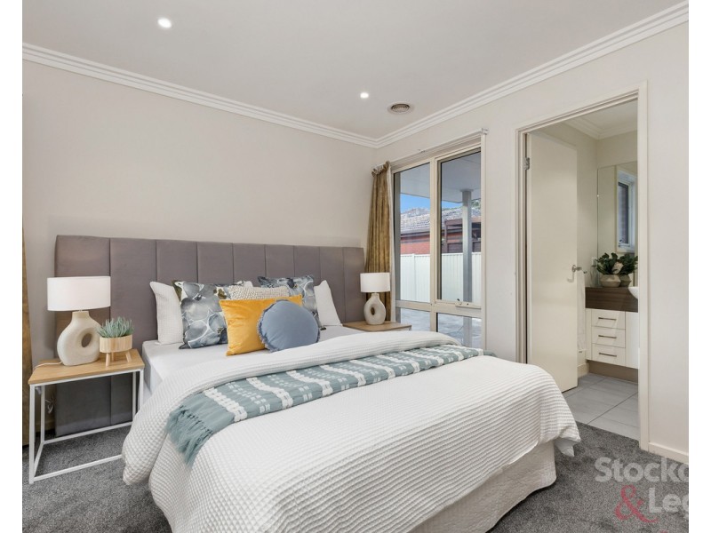 2/33 Evell Street, Glenroy VIC 3046