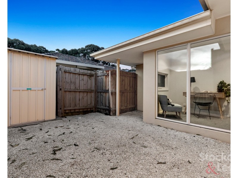 2/33 Evell Street, Glenroy VIC 3046