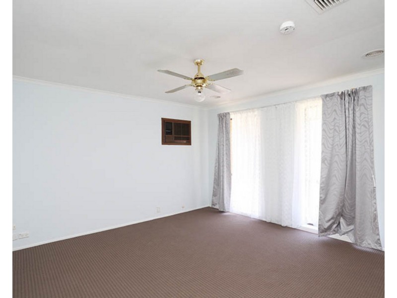 12 Brodie Court, Meadow Heights VIC 3048