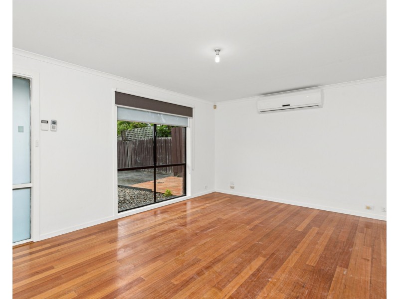2/118 Morris Street, Sunshine VIC 3020