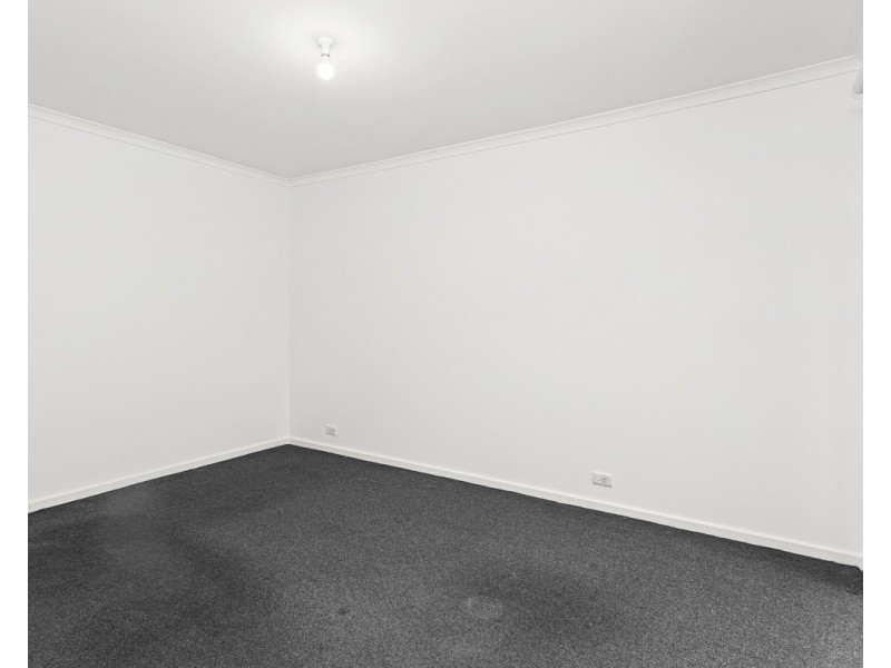 2/118 Morris Street, Sunshine VIC 3020