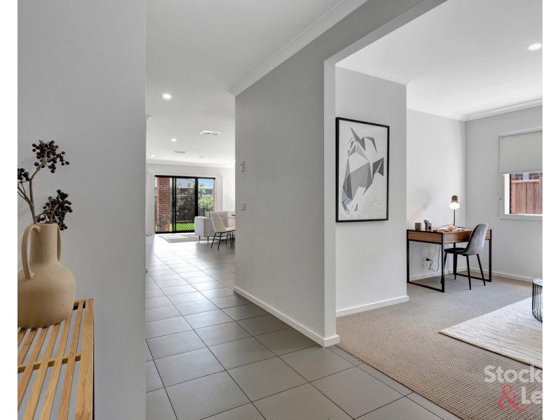 7 Abbey Road, Beveridge VIC 3753