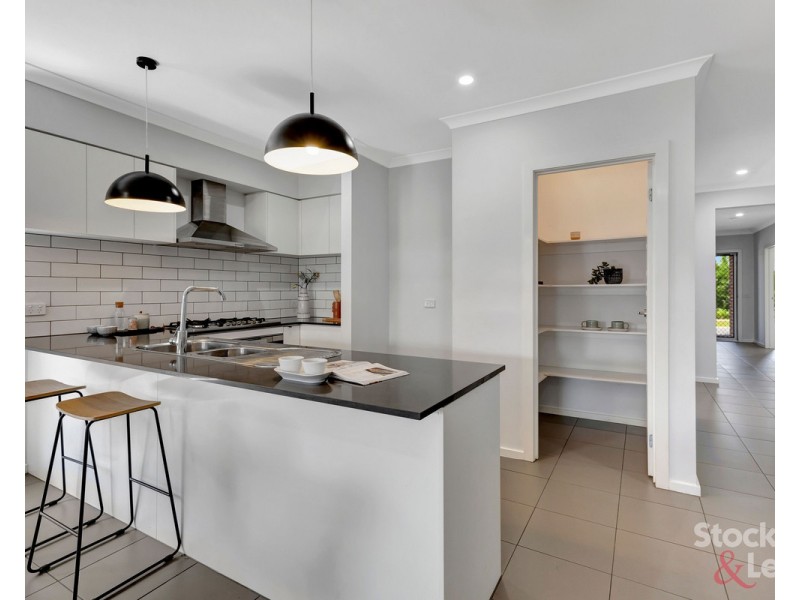 7 Abbey Road, Beveridge VIC 3753
