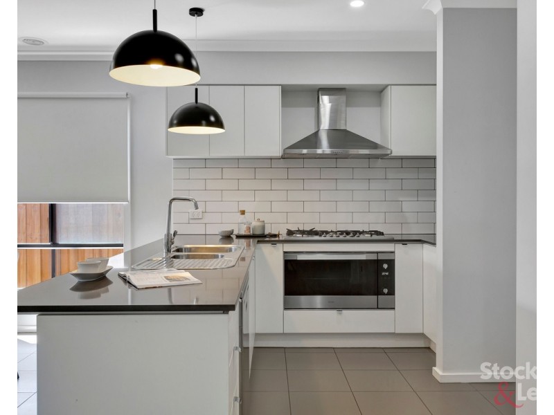 7 Abbey Road, Beveridge VIC 3753