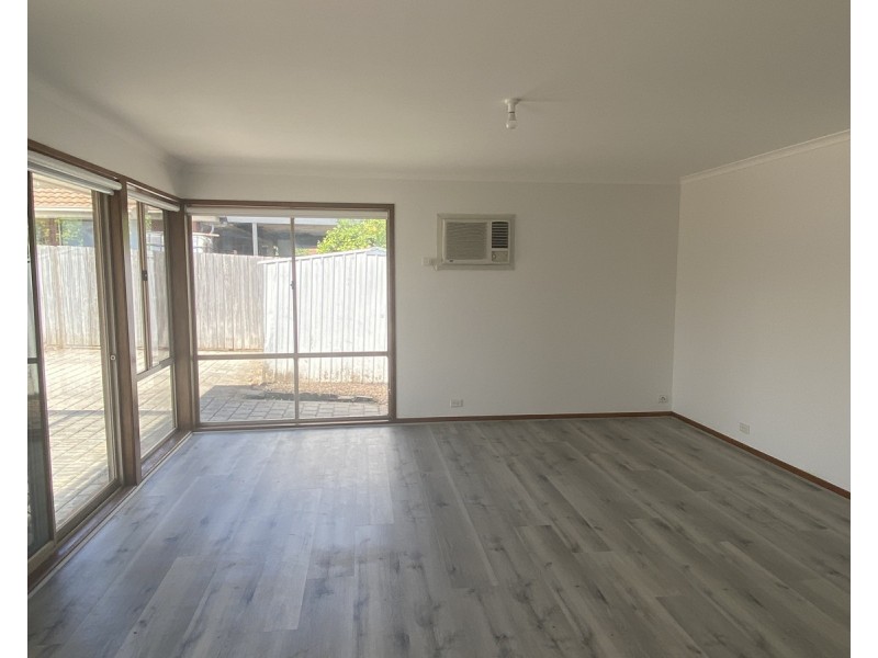 20 Manuka Place, Meadow Heights VIC 3048