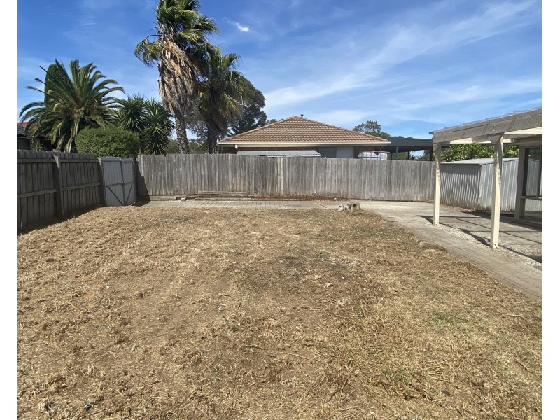 20 Manuka Place, Meadow Heights VIC 3048