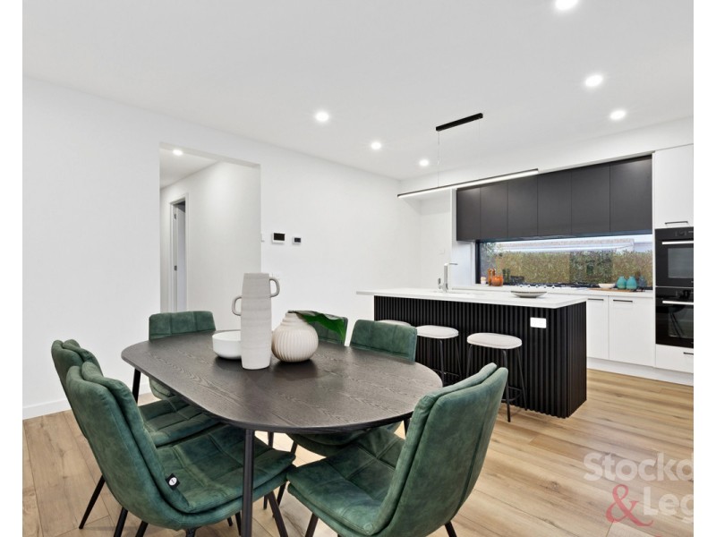 33A Anselm Grove, Glenroy VIC 3046