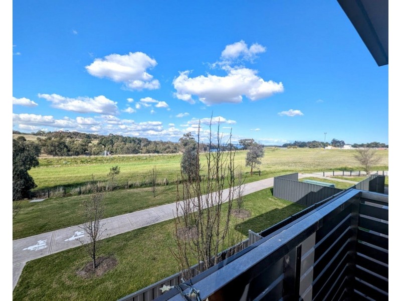 36 Fluent Lane, Greenvale VIC 3059